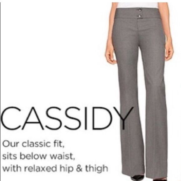 The Limited Cassidy Fit Pant in Navy | SZ 4 Short - Picture 5 of 15